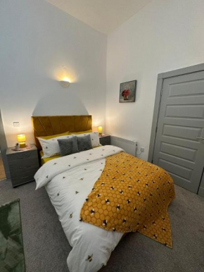 Cosy 2 Bed - Manchester - Free Park